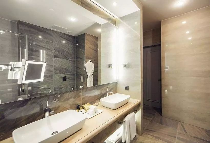 Hotelli Kol Gali Resort & Spa