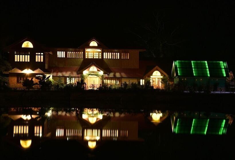 호텔 Lush Green Retreat