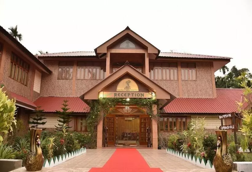 Hotelli Lush Green Retreat