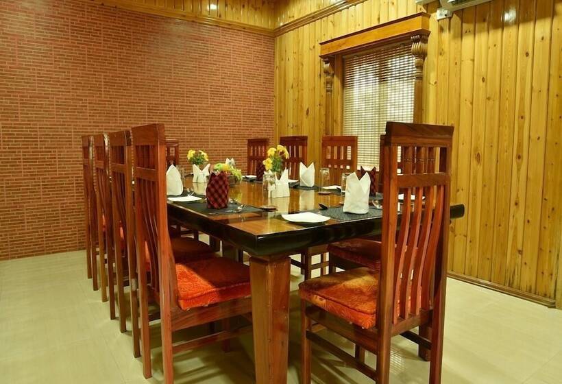 호텔 Lush Green Retreat