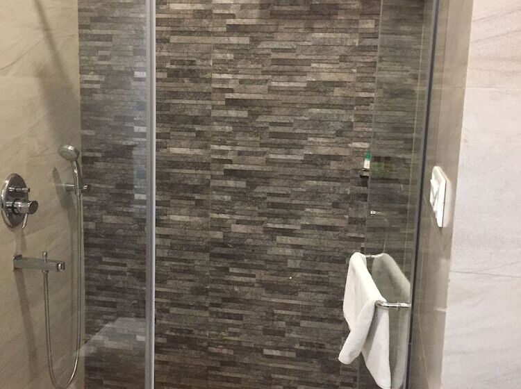 호텔 Namami Ganges Resort