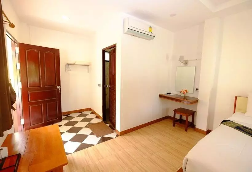 ホテル Submukda Resort