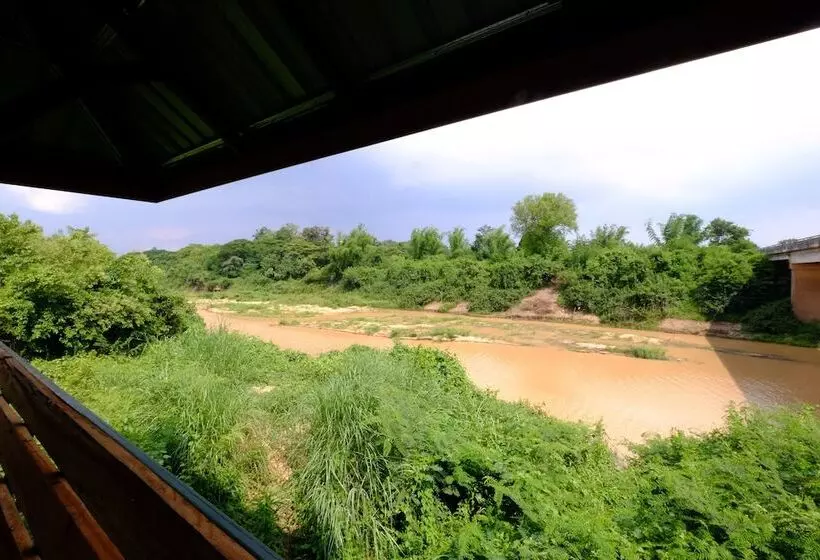 ホテル Submukda Resort