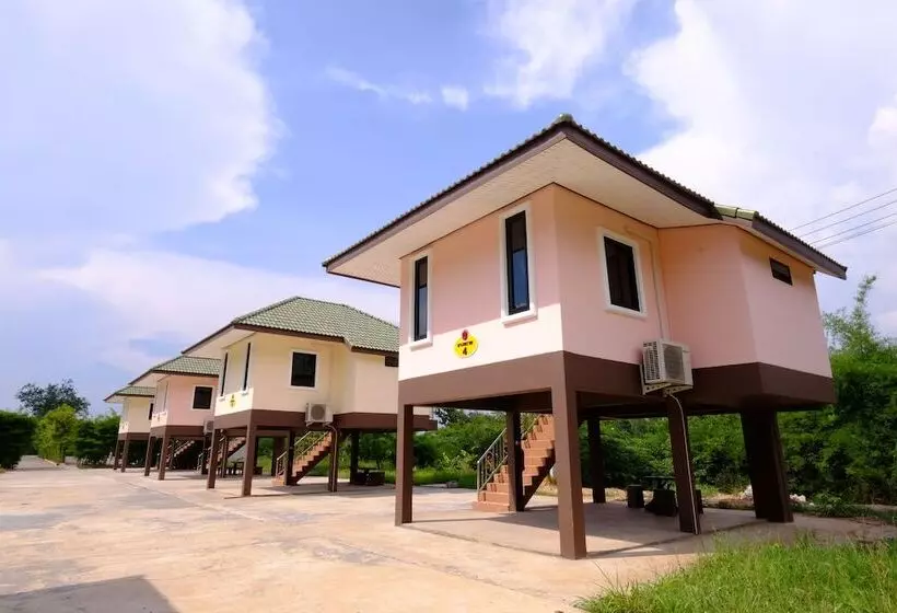 ホテル Submukda Resort