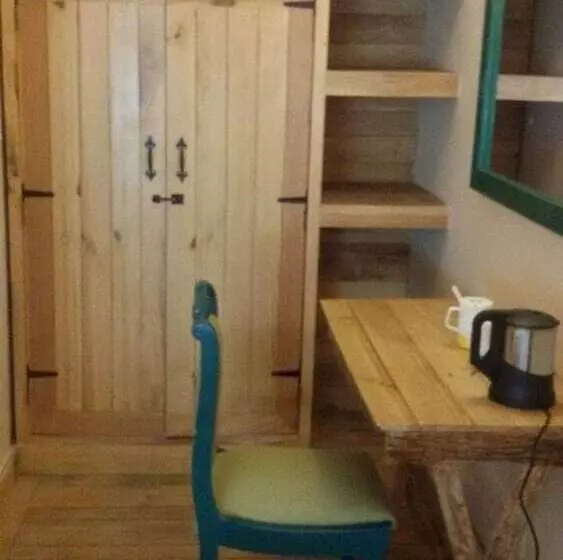 ホテル The Cliffe Cafe & Cottages