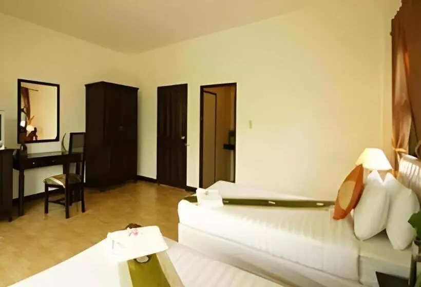 Hotelli The Forest Home Resort