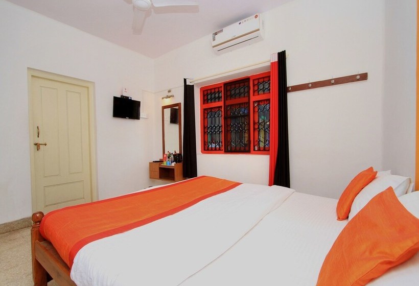 호텔 Trippers Stay By Oyo Rooms