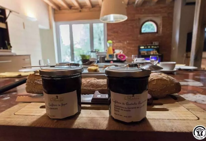 Pension  La Pasteliere