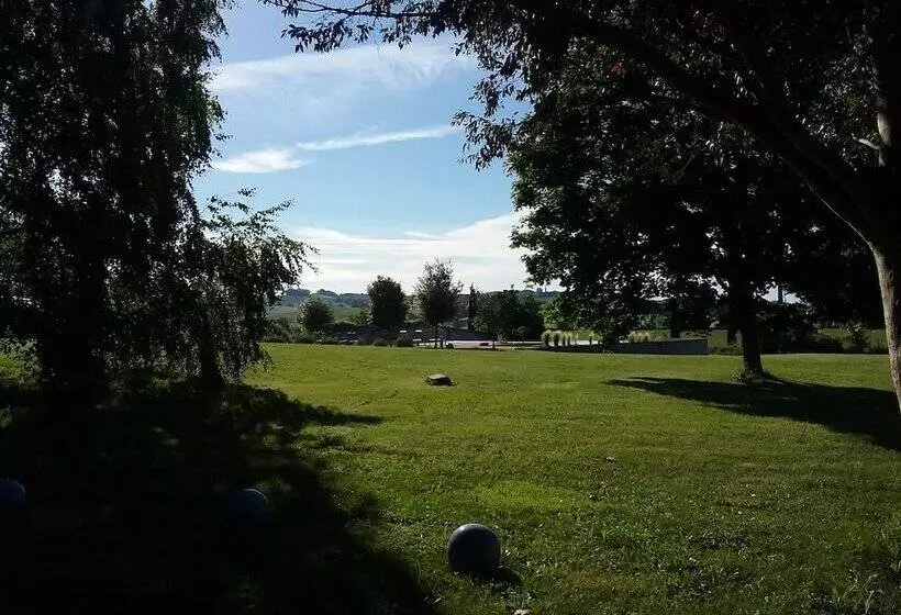 Pension  La Pasteliere