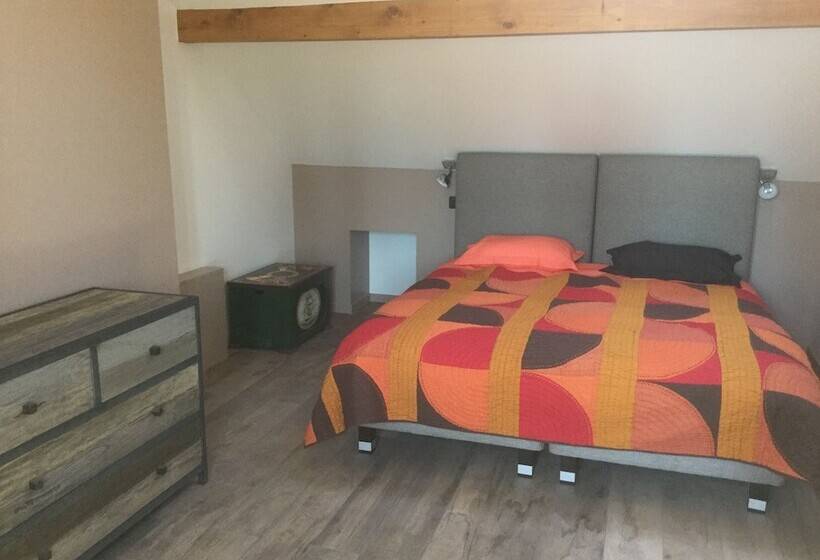 펜션 Les Crinieres En Brie