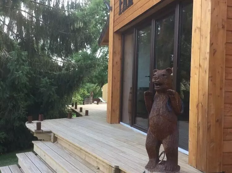 Majatalo Les Crinieres En Brie