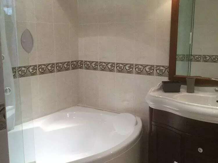 Majatalo Les Crinieres En Brie