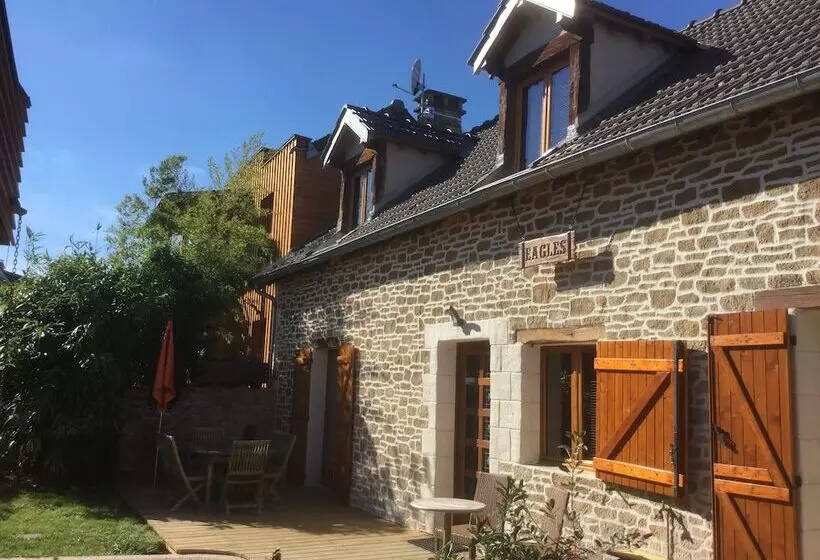 Majatalo Les Crinieres En Brie