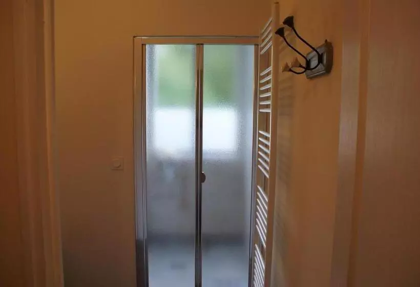 Majatalo Les Voisins De L Illet