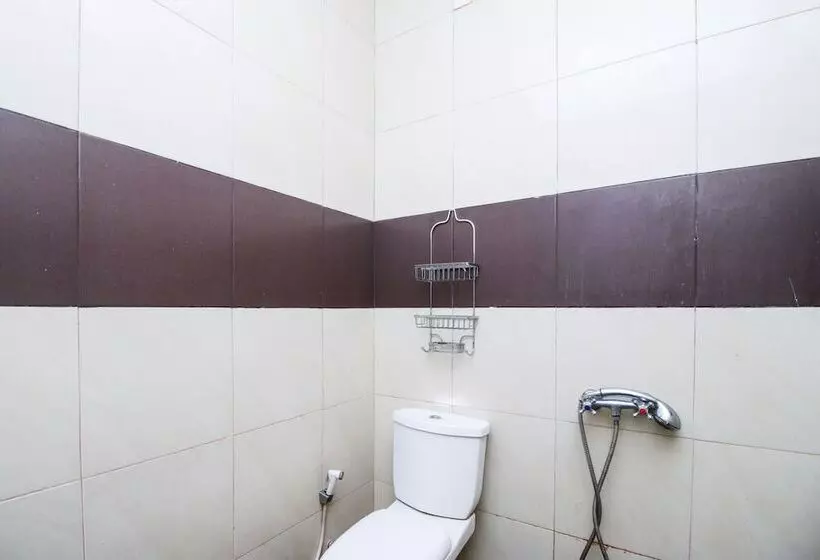 ペンション Sky Inn Rempoa Jakarta