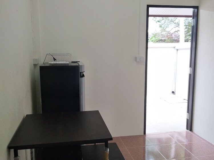 פנסיון Triple S House