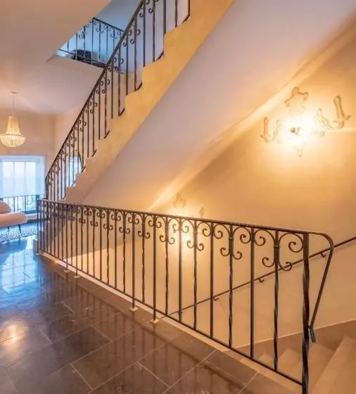 Aamiaismajoitus (B&B) Par Monts Et Par Vaux