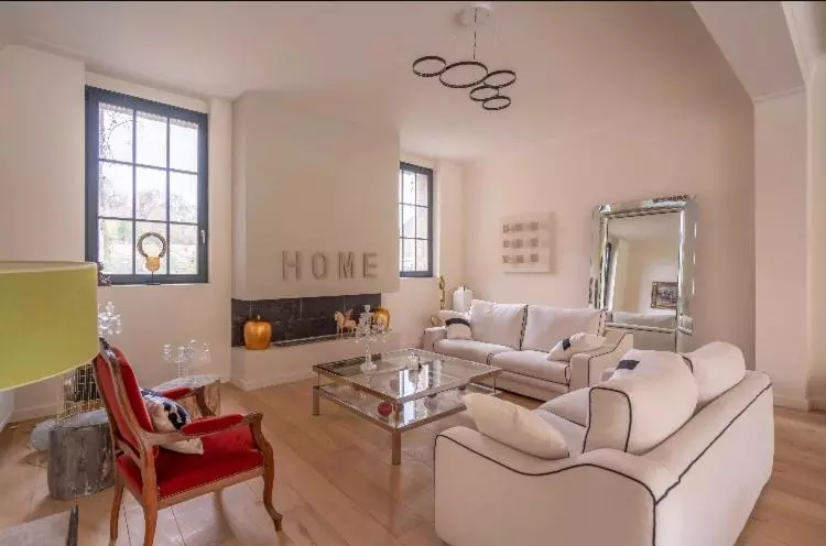 Aamiaismajoitus (B&B) Par Monts Et Par Vaux