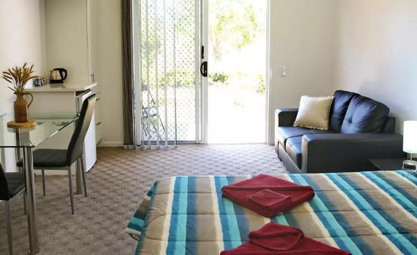 Honeybee Country Accommodation