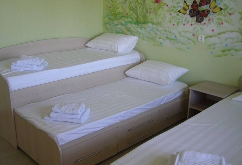 בית מלון כפרי Dobry Bobr