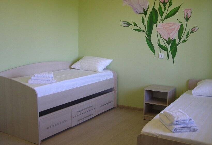 בית מלון כפרי Dobry Bobr