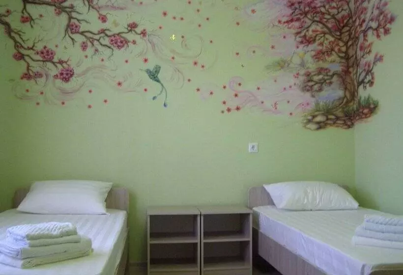هتل Dobry Bobr