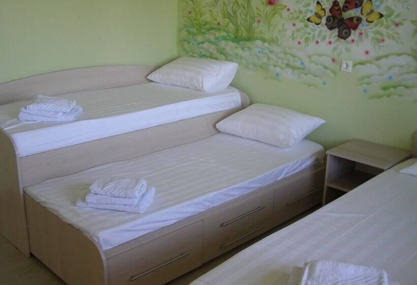 בית מלון כפרי Dobry Bobr