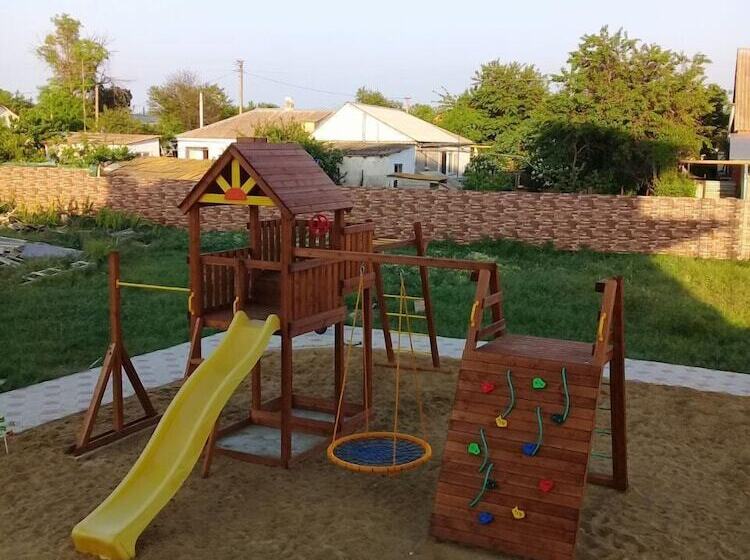 בית מלון כפרי Dobry Bobr