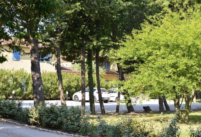 בית מלון כפרי Hôtel Bel Valen