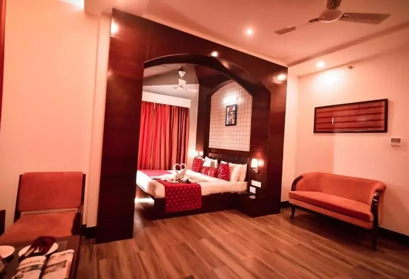 Hotelli Konark Grand