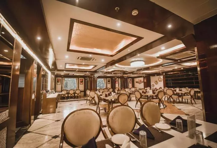 Hotelli Konark Grand