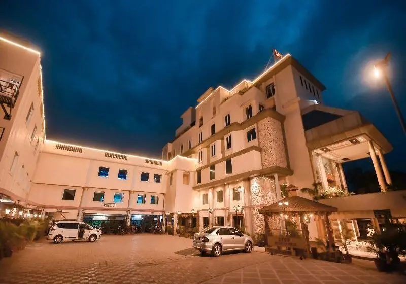 Hotelli Konark Grand