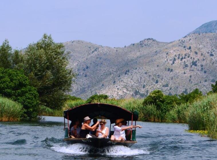 בית מלון כפרי Merlot