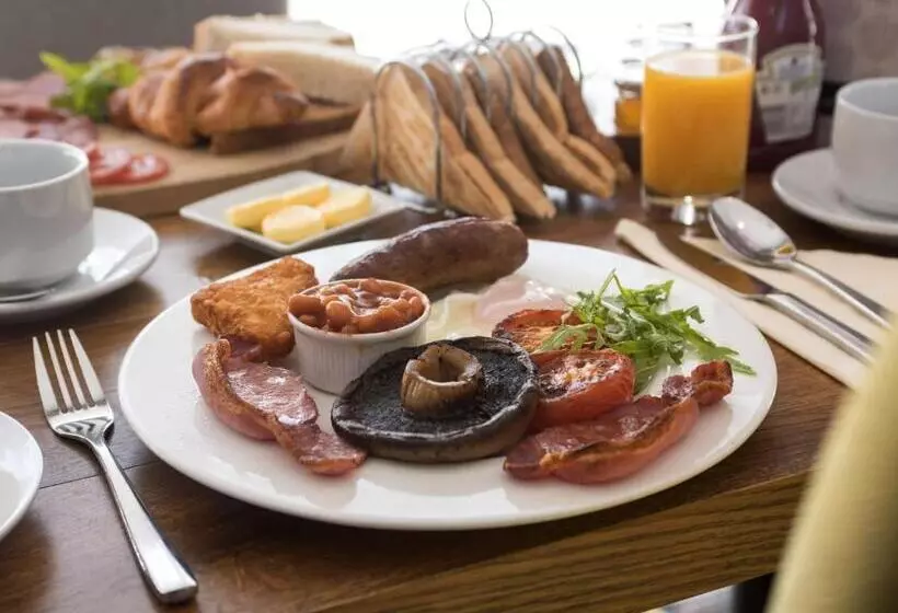 Hotelli The Old Hall