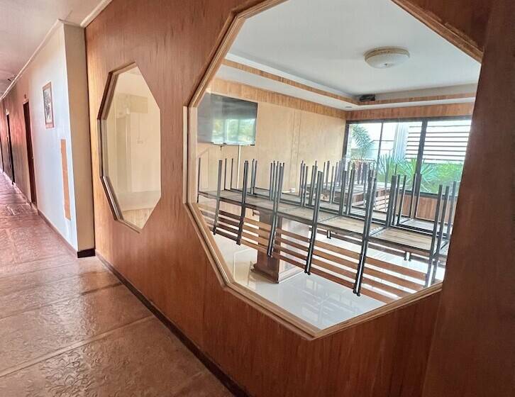 酒店 Palm Spring Apartment