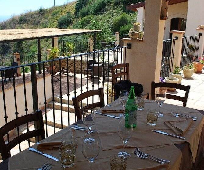 فندق ريفى Agunì Agriturismo & Locanda