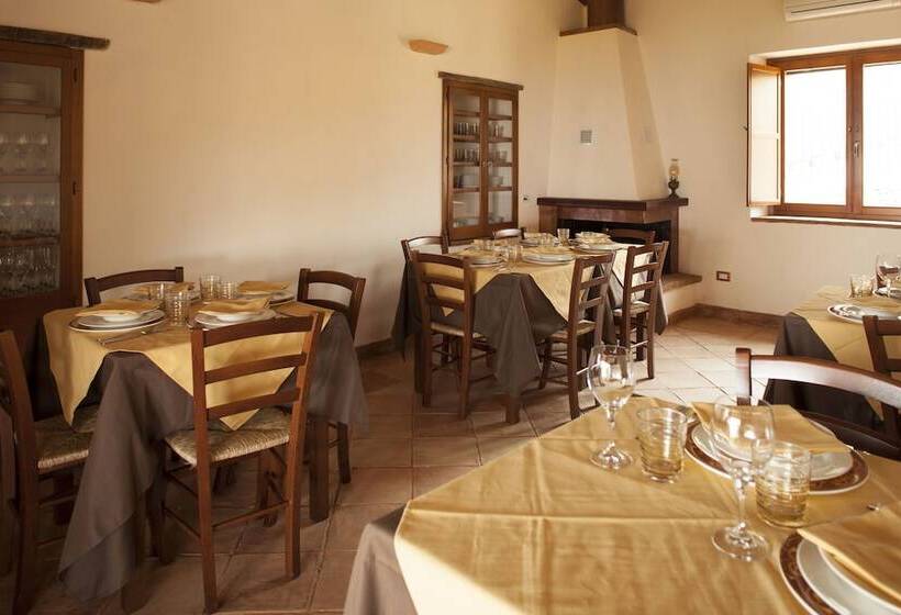 فندق ريفى Agunì Agriturismo & Locanda