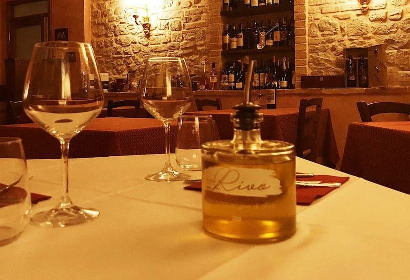 乡村酒店  Colle Indaco Country House & Wellness