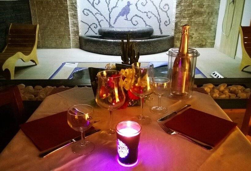 乡村酒店  Colle Indaco Country House & Wellness