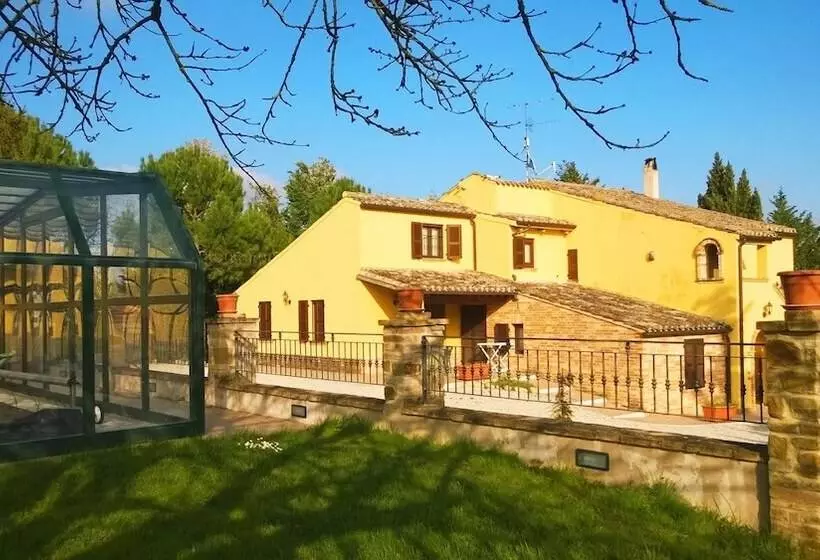 田舎風ホテル Colle Indaco Country House & Wellness