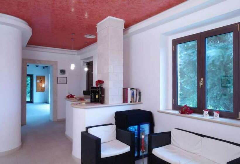 乡村酒店  Colle Indaco Country House & Wellness