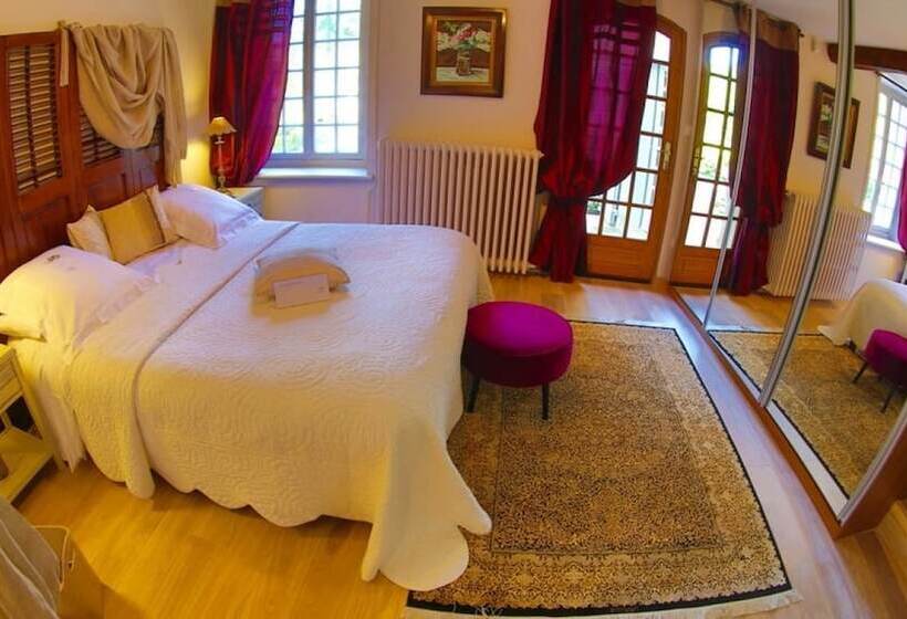 ペンション La Bergerie De L Aqueduc