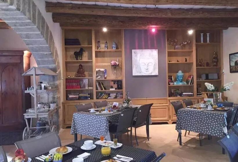 Majatalo Clos De La Colombe