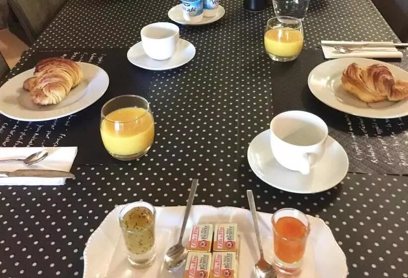 Majatalo Clos De La Colombe