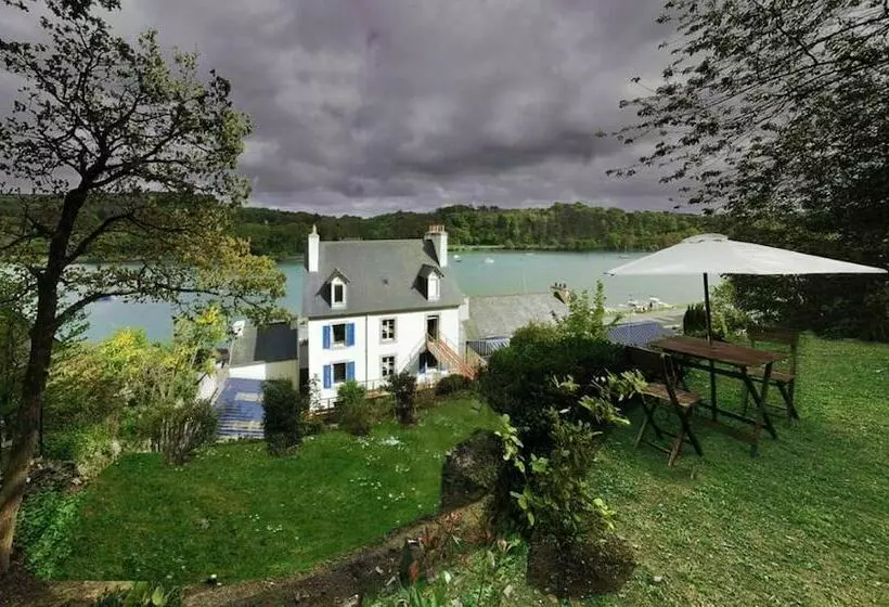 ペンション La Barcarolle   Chambre D Hôtes