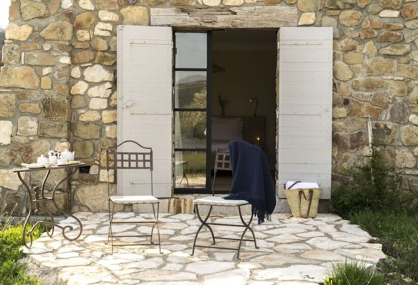 פנסיון Saint Quentin