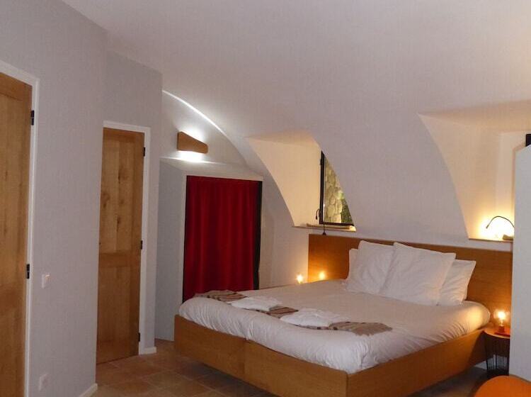 פנסיון Saint Quentin