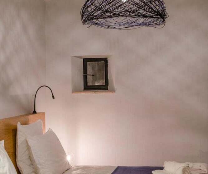 פנסיון Saint Quentin