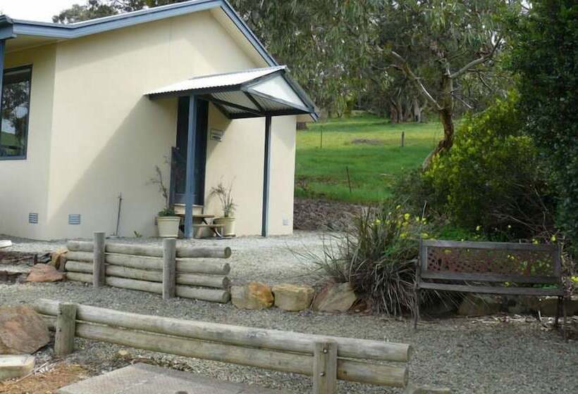 Riesling Country Cottages