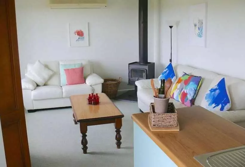 Riesling Country Cottages